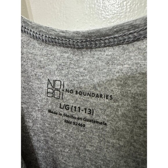 No boundaries women’s size large Gray tank top - Picture 5 of 8